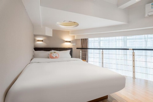 Shanghai Meego Qingwen Hotel image 67